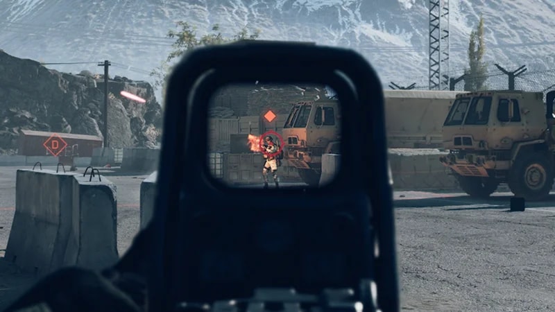 Un nemico individuato da un giocatore che prende la mira in Battlefield 6. Il nemico ha un rombo arancione sulla testa.