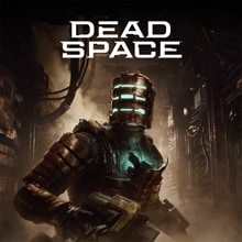 Dead Space 로고 아래, Isaac Clarke가 엔지니어링 슈트를 입고 어두운 우주선 복도에 서 있습니다.
